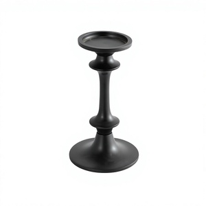 Ensemble de 2 porte-bougies modernes en aluminium coulé doré, centre de table - Product Image 6
