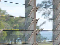 Fenêtres à persiennes en aluminium avec volets en verre pour cuisine, salle de bain, chambre, villa, appartement
