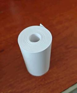 กระดาษเทอร์มอลแบบม้วนจัมโบ้ กระดาษ POS เทอร์มอล แกนพลาสติก ปลอดสาร BPA กระดาษแคชเชียร์เทอร์มอลสำหรับ ATM และเครื่องพิมพ์เทอร์มอล - Product Image 4