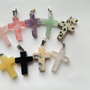 Nuovi prodotti pietre curative croce collana ciondolo di cristallo per la creazione di gioielli - Product Image 3