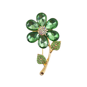 Broche de flor de trébol verde personalizado, diamantes de imitación de cristal, broches pequeños elegantes, mujeres de diseñador - Product Image 5