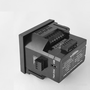 Il Display colorato dell'analizzatore ME537 misura le armoniche di corrente e tensione per qualsiasi ambiente - Product Image 4