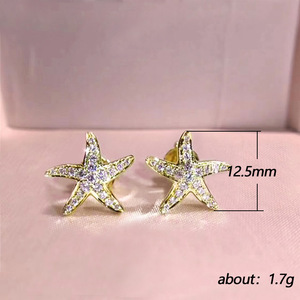 Piccoli orecchini a forma di stella marina con zirconi per le donne, graziosi gioielli per le orecchie alla moda estiva - Product Image 5