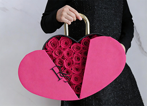 Cubo de rosas preservadas en forma de corazón de lujo, con candado de <span class=keywords><strong>amor</strong></span> que se <span class=keywords><strong>puede</strong></span> abrir, caja de rosas eternas <span class=keywords><strong>para</strong></span> <span class=keywords><strong>siempre</strong></span>, regalo <span class=keywords><strong>para</strong></span> <span class=keywords><strong>el</strong></span> Día de San Valentín o <span class=keywords><strong>el</strong></span> Día de la Madre - Product Image 5