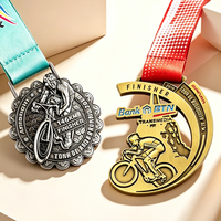 Vente en gros usine OEM Personnalisé Souvenirs Cadeaux Médailles et Cordon pour Compétitions Sportives 5K 10K Cyclisme Marche