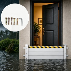 Barrera de Control de Inundaciones de Aluminio Desmontable, Ligera y Resistente a la Corrosión, para Entradas Comerciales - Product Image 1
