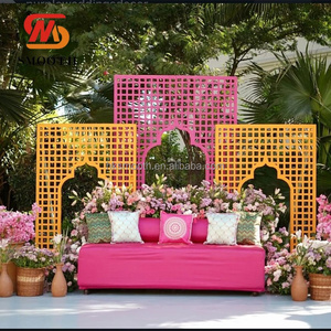 Arco Decorativo Metálico para Exteriores, Personalizable en Rosa y Naranja, Estilo Indio/Pakistaní, Fácil de Montar - Product Image 1