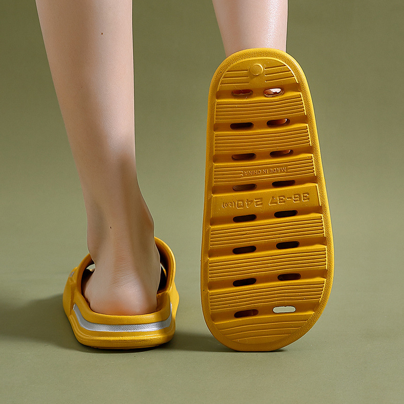 Men Hollowed Bathroom Non-slip Flop Slippers Non-slip Indoor Outdoor Beach Slide Shoes
