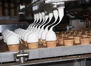 Máquina separadora de crema de leche, proceso de producción de leche Industrial, línea de procesamiento completo de leche, según el modelo de máquina, 12 meses