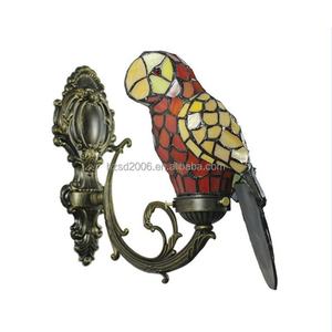 Lampe murale LED en verre Tiffany soudé à la feraille, design européen, économe en énergie, pour salon, directement de l'usine en Chine - Product Image 5