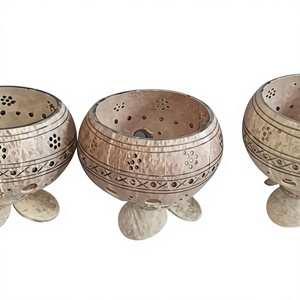 Pot de fleurs en coquille de noix de coco sculpté à la main Vigifarm avec trou de drainage, motif personnalisable, style rustique traditionnel, jardinière suspendue - Product Image 1