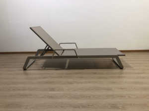 Chaise longue en maille Service <span class=keywords><strong>de</strong></span> plage <span class=keywords><strong>Location</strong></span> <span class=keywords><strong>de</strong></span> piscine Mesh Sun Poolside Resort Hôtel Projet Transat <span class=keywords><strong>Jardin</strong></span> Extérieur Chaise longue - Product Image 4