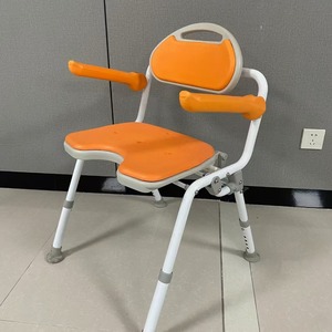 Silla de Ducha Plegable Philharmonic 545x545x778mm Naranja de Plástico para Seguridad en el Baño de Personas Mayores - Product Image 4