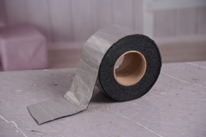 Ruban adhésif industriel auto-adhésif 1/8 butyle pour l'étanchéité et l'isolation, marque XILAN, garantie 5 ans et plus - Product Image 2