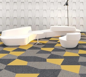 Revêtement de <span class=keywords><strong>sol</strong></span> SPC en pierre et plastique de Henan, Chine, 6 mm ou 8 mm, imperméable, moderne, à clipser, hybride, pour la décoration intérieure des maternelles - Product Image 1