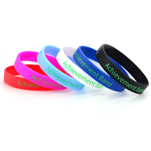 Fabricant en gros personnalisé votre logo Fitness Bracelet en silicone Bracelet à la main Bracelet à la mode <span class=keywords><strong>2022</strong></span> - Product Image 5