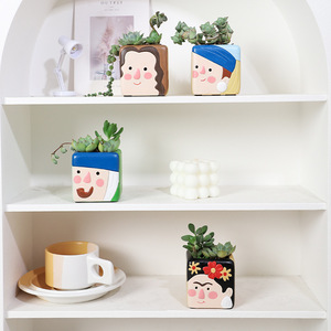 Vaso per Piante Grasse Multifunzionale in Resina a Forma di Cartone Animato, Portapenne Durevole, Organizzatore da Scrivania Carino, Decorazione per la Casa - Product Image 4