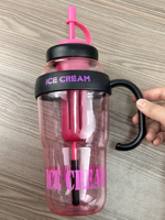 Groothandel IJsjes Print Plastic Waterbeker met Handvat, Rietje en Afneembare Fruitinfuser, Grote Capaciteit Draagbare Drinkbeker