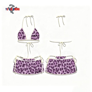Ensemble 3 pièces d'été pour femme : soutien-gorge licou, sous-vêtements et <span class=keywords><strong>jupe</strong></span> imprimée léopard personnalisée, paréo de plage sexy - Product Image 2