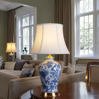 Table de chevet rétro asiatique en céramique bleu clair et blanc porcelaine ABS classique européen pour chambres à coucher à usage domestique