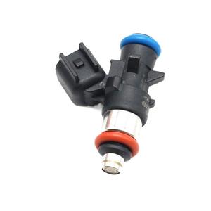 หัวฉีดน้ำมันเชื้อเพลิง 0280158233 0518408C 0518408D สำหรับรถยนต์ Dodge Jeep - Product Image 1