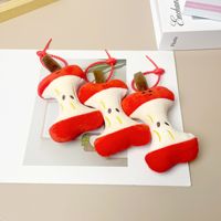 Porte-clés en peluche pomme mignon de qualité supérieure, jouet doux en forme de fruit avec poupées suspendues pour sacs, idéal pour les fêtes, unisexe, à partir de 14 ans