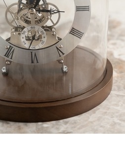 Craftsman stile italiano luce orologio meccanico di lusso copertura in vetro trasparente ornamento inciso tavolo di ispirazione romana - Product Image 6