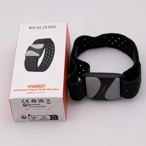REALZONE HW807 Brazalete Deportivo Impermeable IP67 con Monitor de Ritmo Cardíaco, Batería de Litio Recargable, Compatibilidad con Tercera Aplicación, Unisex - Product Image 1