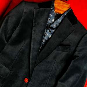 Blazer de Terciopelo 100% Algodón Transpirable con Media Forro de Lona para Hombre, Fabricante ODM de EE. UU. con 21 Años de Experiencia, MOQ Bajo, Corte Ajustado, Chaqueta Deportiva para Boda y Fiesta - Product Image 5