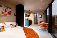 Conteneur en acier modulaire moderne, forme standard européenne, style hôtel, villa, appartement, résidence, installation intérieure complète, flexible