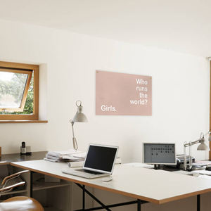 <span class=keywords><strong>Drapeau</strong></span> en toile WHO RUNS the WORLD GIRLS 2,5x1,6 pieds, bannière murale personnalisée pour chambre, dortoir, fête <span class=keywords><strong>féministe</strong></span>, événement, cadeau, vente en gros - Product Image 4