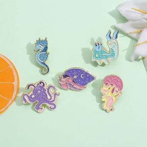 Pin de Esmalte Personalizado de Conejito Marino con Constelación, Broche de Aleación, Decoración para Mochila y Sombrero con Diseño de Océano Estrellado, Souvenir - Product Image 6