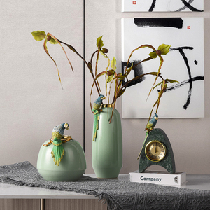 Ceramic Vase <b>Ornament</b> with <b>Parrot</b> Enamel Chinese Style Luxury Living Room Decoration - Product Image 4