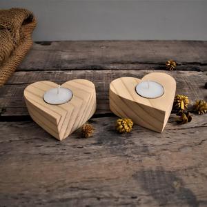 Portavelas de Madera Rústico en Forma de Corazón, Hecho a Mano, Sin Acabado, para Decoración de Bodas, Aniversarios y Fiestas - Product Image 3