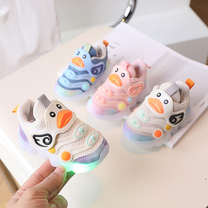 Chaussures pour bébés garçons et filles, respirantes en maille, avec lumières, pour nouveau-nés, de 1 à 3 ans, chaussures pour bébés avec lumières - Product Image 1