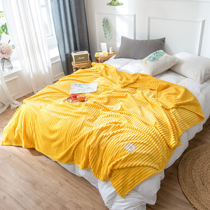 Vente chaude pas cher longue jeter <span class=keywords><strong>couverture</strong></span> literie dormir sieste <span class=keywords><strong>grande</strong></span> taille chaud doux épais flanelle <span class=keywords><strong>polaire</strong></span> canapé couvertures - Product Image 2