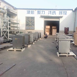 Picadora de Carne Comercial QH32 de 2.2KW y 700KG/h, Nueva, en Oferta, para Moler Carne - Product Image 2