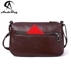 กระเป๋าหนังวัวแท้ AndoBag สำหรับผู้ชาย กระเป๋าสะพายข้างลำลอง กระเป๋าถือสะพายไหล่แฟชั่นสำหรับทำงานและกิจกรรมกลางแจ้ง รุ่น 6212 - Product Image 3
