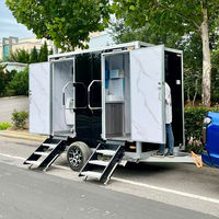 Remorque Sanitaire Mobile 2 Pièces Robuste pour Extérieur avec Station de Lavage des Mains Intégrée