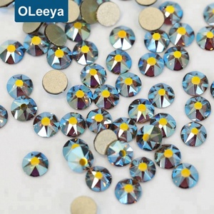 Cristales de Strass sin Fijación en Caliente, al por Mayor, 8 Grandes y 8 Pequeños, Corte Facetado, SS20, Color Lt.Siam AB, Cristal Austriaco, Fábrica de Pedrería sin Fijación en Caliente - Product Image 4