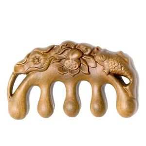 Peine de masaje de sándalo verde con diseño de <span class=keywords><strong>pez</strong></span> loto tallado en madera, tamaño pequeño para masaje del cuero cabelludo y la cabeza - Product Image 5