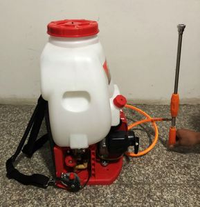 เครื่องพ่นยาแบบสะพายหลัง รุ่น 767 768 888 ใช้เครื่องยนต์เบนซิน - Product Image 4