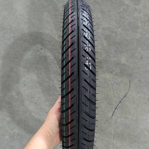 Neumáticos de motocicleta Premium 3,00-18 Neumáticos de vacío Llantas de vacío de aleación de aluminio montadas adecuadas <span class=keywords><strong>para</strong></span> motocicletas - Product Image 3