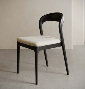 Chaise de salle à manger moderne en bois massif Cloud, livraison aux États-Unis |   Fabricant de meubles sur mesure pour restaurants et hôtels - Product Image 2