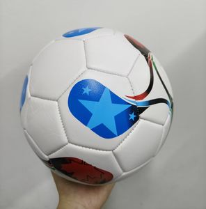 Ballon de football personnalisé, taille 5/4 officielle, ballon de football cousu à la machine, style <span class=keywords><strong>coupe</strong></span> <span class=keywords><strong>du</strong></span> <span class=keywords><strong>monde</strong></span>, pour l'entraînement et la promotion - Product Image 1