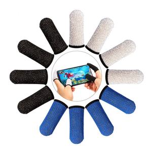 Guantes Gamerock Antideslizantes con Puntas para Pantalla Táctil, Accesorio Perfecto para Jugadores Móviles - Product Image 2