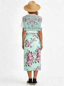 Falda Midi Talla Grande para Mujer |   Cintura ajustable, tela cómoda de seda de leche |   Diseño en A que favorece la figura - Product Image 3