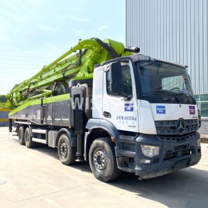 Camión Bomba <span class=keywords><strong>de</strong></span> Concreto Zoomlion Usado, Modelo <span class=keywords><strong>2021</strong></span>, Chasis Benz 4143 8X4, 63m 7RZ, Maquinaria <span class=keywords><strong>de</strong></span> Construcción Bambo Beton - Product Image 6