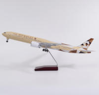 Modèle d'avion avec éclairage LED, affichage statique, objet de collection, Boeing 777-300ER, Etihad Airways, 47 cm, 1/160