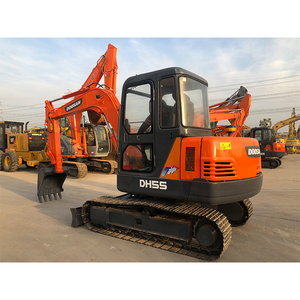 Mini-excavatrice sur chenilles Doosan DH55 <span class=keywords><strong>d</strong></span>'origine coréenne, 5,5 tonnes, modèle 2023 <span class=keywords><strong>d</strong></span>'<span class=keywords><strong>occasion</strong></span>, moteur Yanmar, hydraulique Kawasaki, godet de 0,22 m - Product Image 1